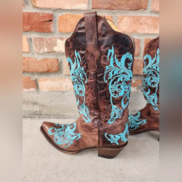 Corral brown with aqua design cowboy boots. Size 10M - Picture 8 of 13